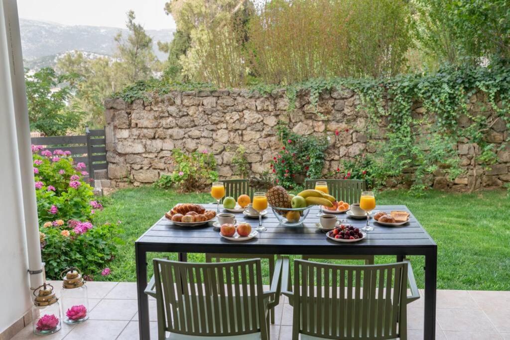 Central & Elegant Suite With Private Garden Argostoli  Luaran gambar