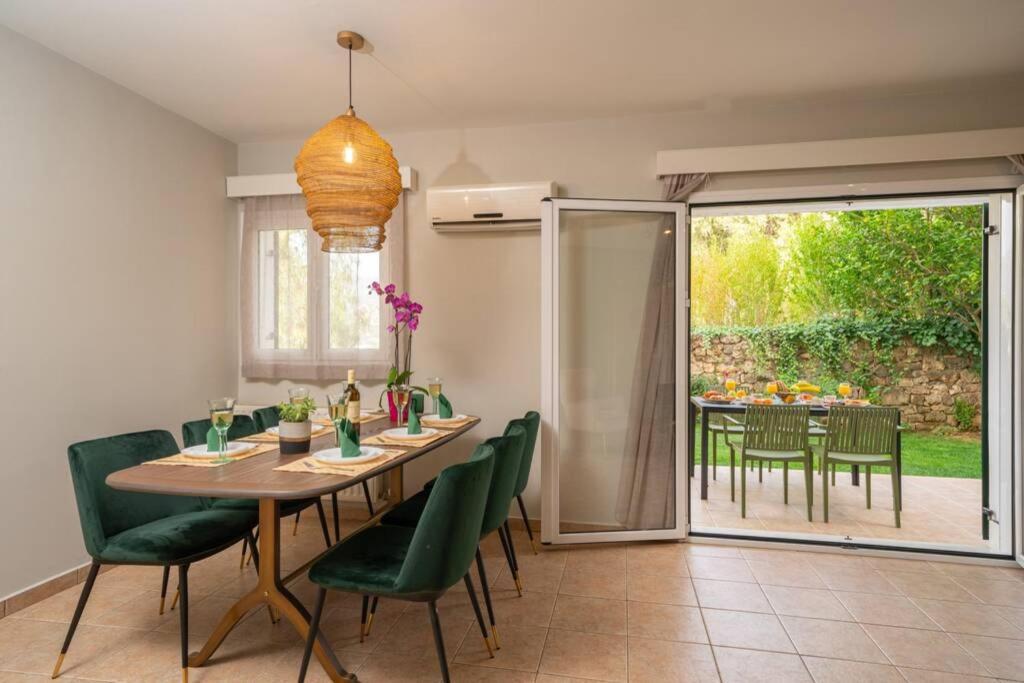 Central & Elegant Suite With Private Garden Argostoli  Luaran gambar